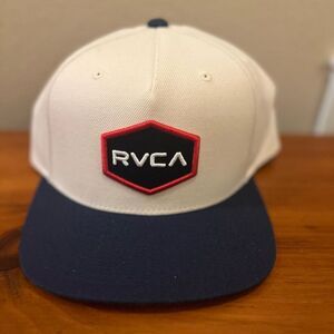 RVCA Commonweath Snapback Hat